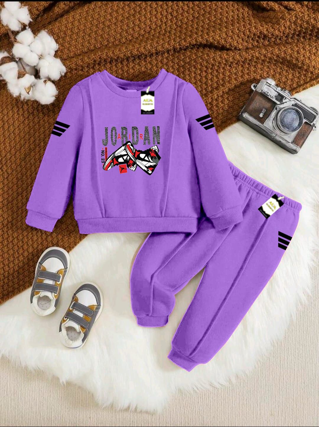 Boys & Girls Sweatshirt & Trouser Set | Kids Fleece Winter Outfit (1-10 Years) (Jordan Shoe Print)