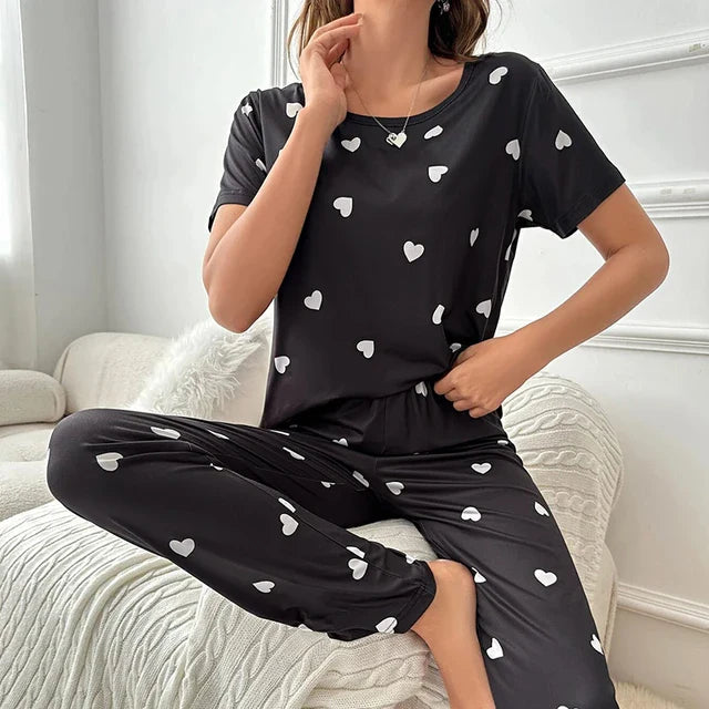 Cute Heart Printed Women's Nightwear Set – T-Shirt & Pajama Sleepwear for Girls and Women, Loungewear & Nightdress