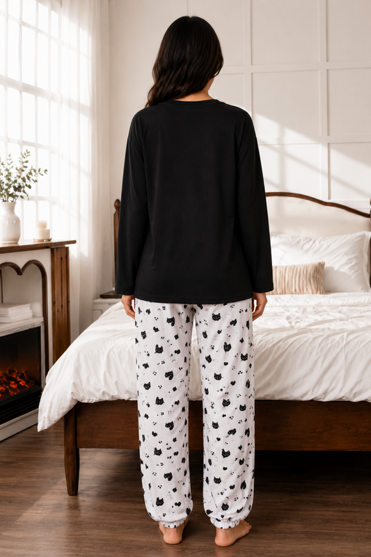 Women's Black Full Sleeve Pocket Print Night Suit – Soft & Comfortable Lounge Wear Set